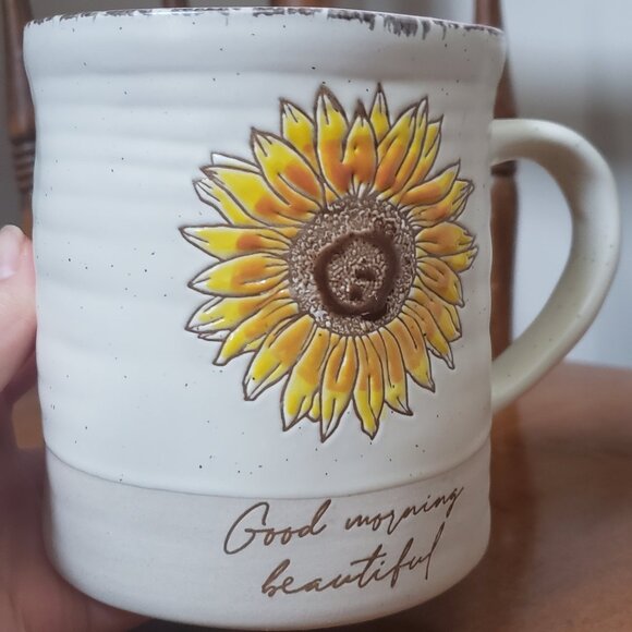 Global Design Good Morning Beautiful Mug - Picture 6 of 7